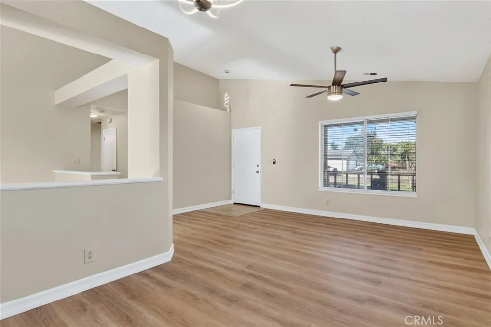 9667 Douglas Avenue Delhi, CA 95315