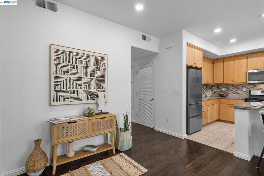 2071 Mahuron Cir San Jose, CA 95133