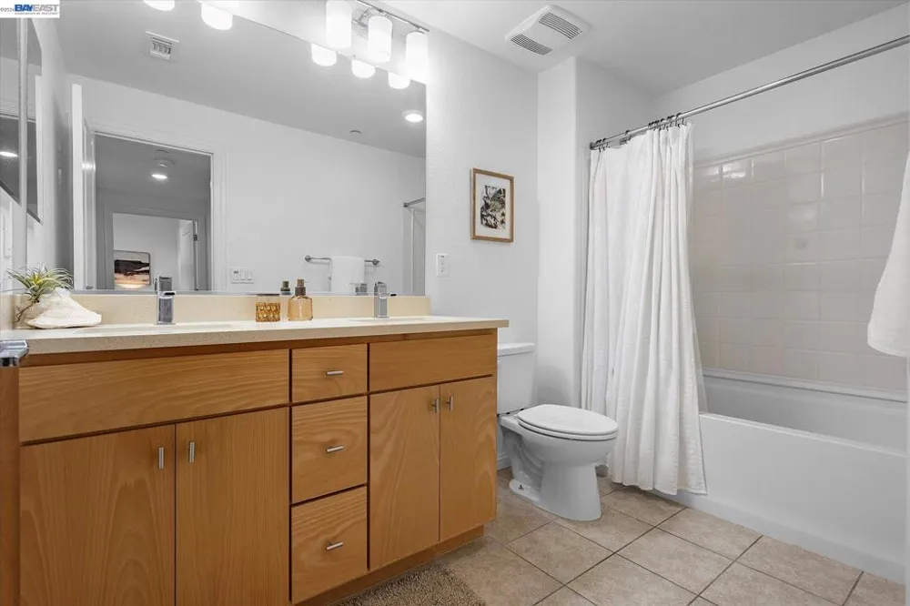 2071 Mahuron Cir San Jose, CA 95133