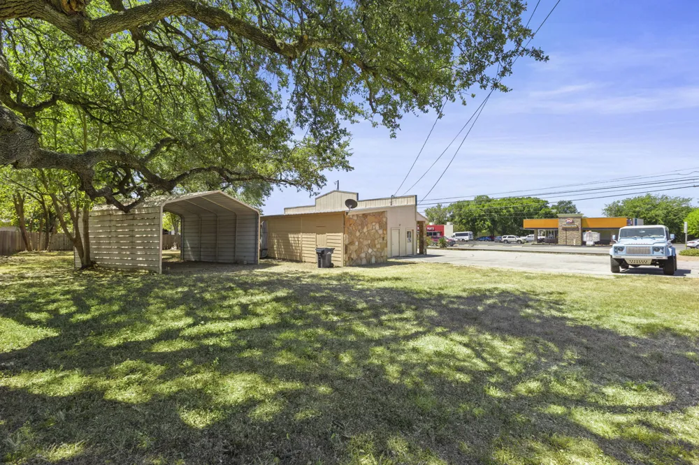 503 S Water Street S Burnet, TX 78611