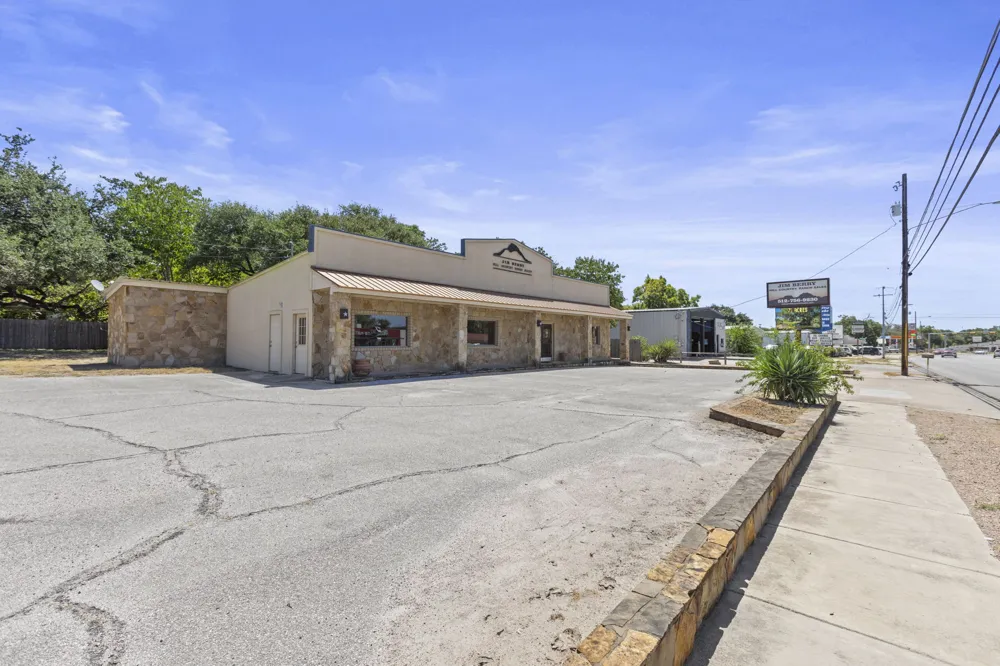 503 S Water Street S Burnet, TX 78611