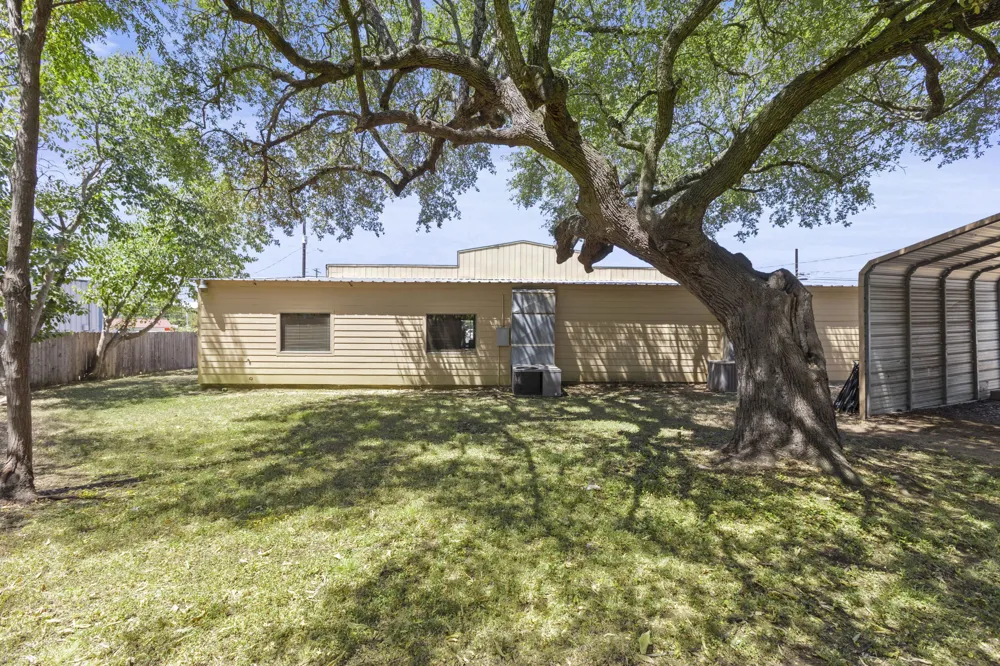 503 S Water Street S Burnet, TX 78611