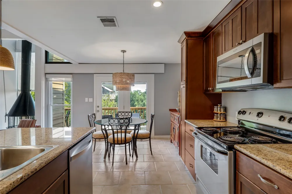 205 Venture Boulevard S Leander, TX 78645