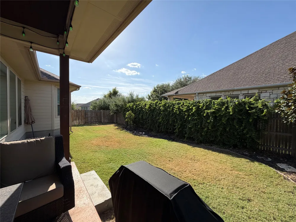 104 Canyon Lake Lane Georgetown, TX 78628