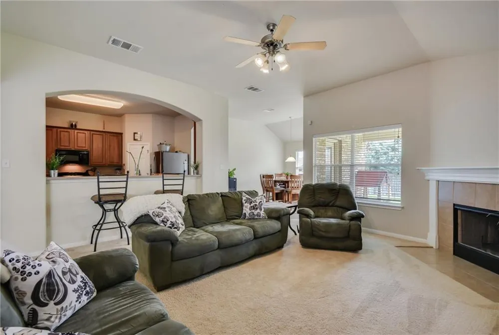 4490 Heritage Well Lane Round Rock, TX 78665