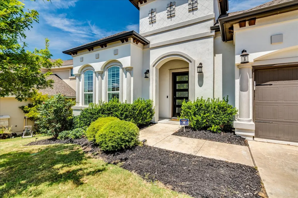 1725 Sunset Vista Cove Leander, TX 78641