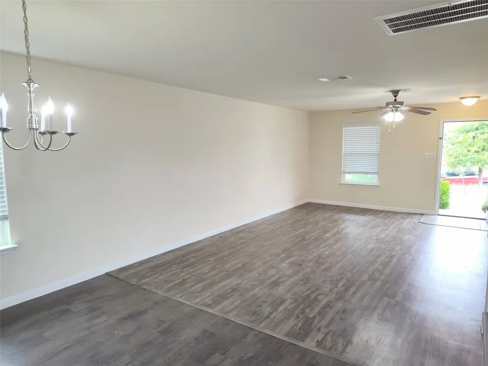 103 Hawkins Court Hutto, TX 78634