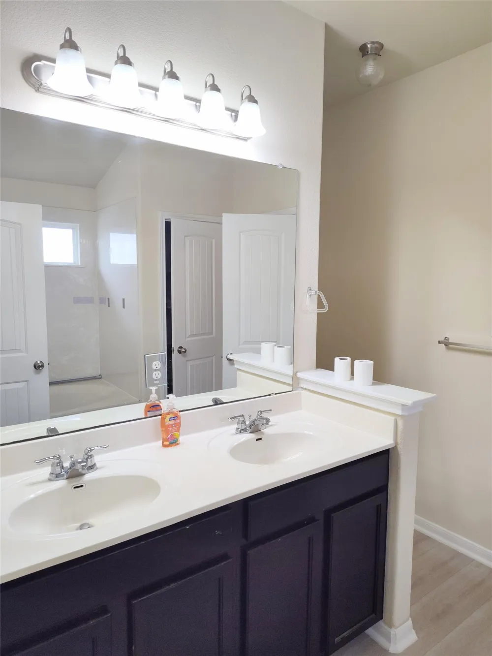 103 Hawkins Court Hutto, TX 78634