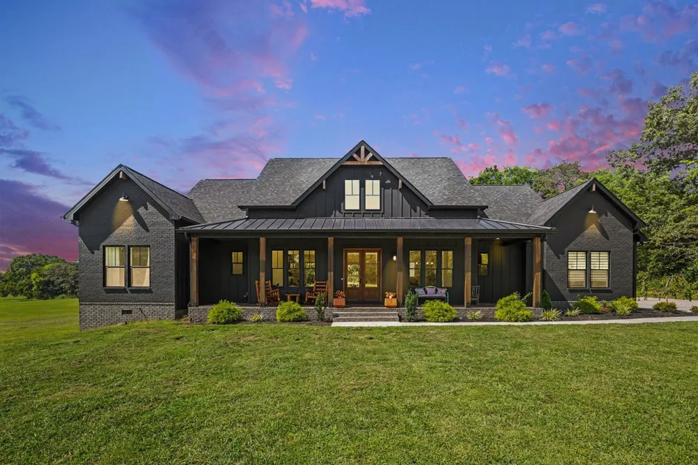 5456 Epps Rd Southside, TN 37171