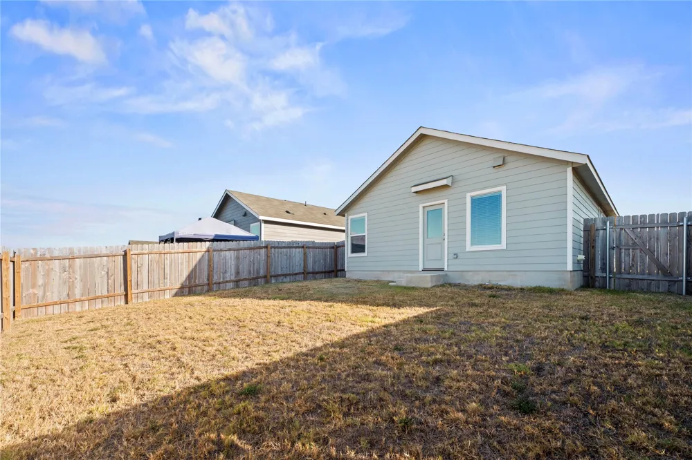 408 Texas Angel Way Jarrell, TX 76537