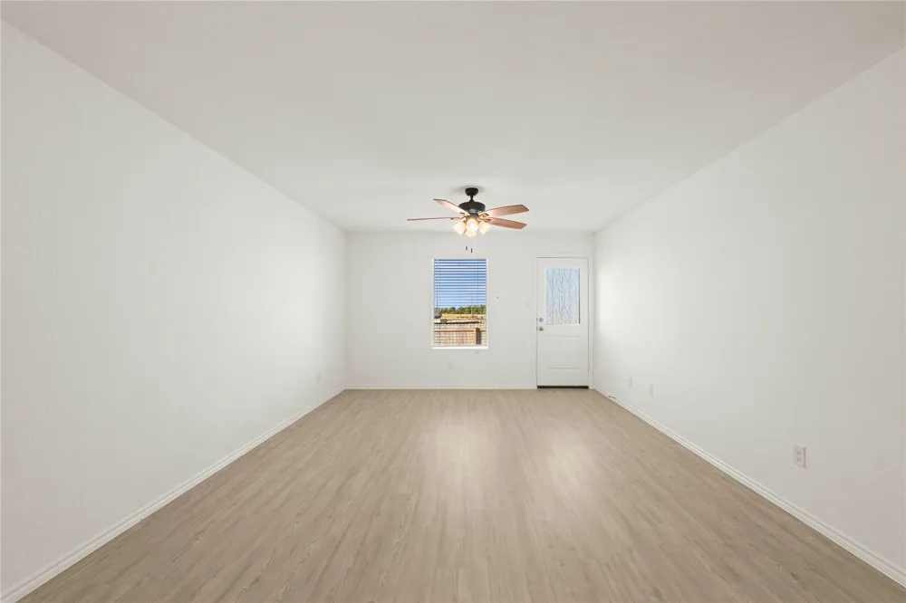 408 Texas Angel Way Jarrell, TX 76537