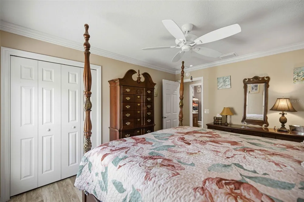 16897 SE 74TH SOULLIERE AVENUE The Villages, FL 32162