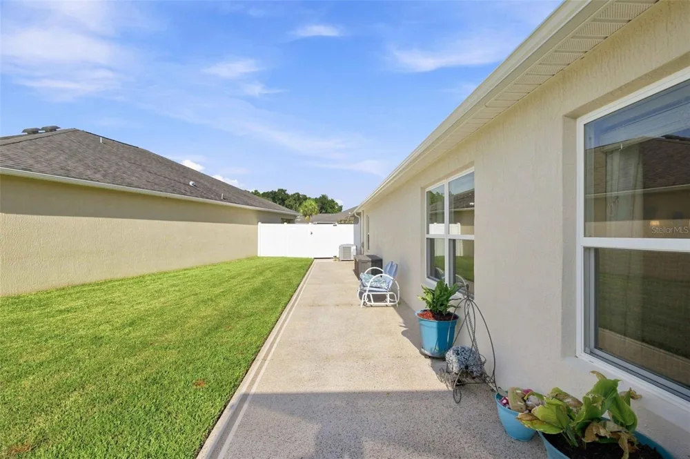 16897 SE 74TH SOULLIERE AVENUE The Villages, FL 32162