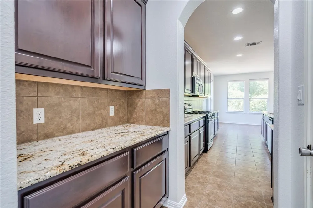 19013 Calming Stream Cove Pflugerville, TX 78660