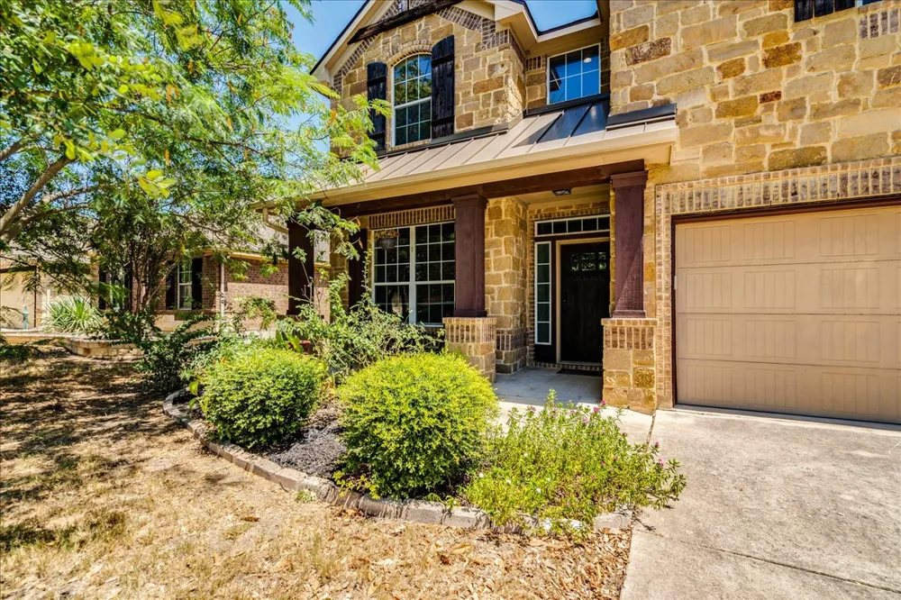 19013 Calming Stream Cove Pflugerville, TX 78660
