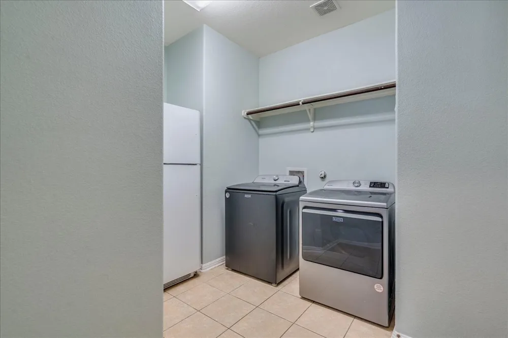19013 Calming Stream Cove Pflugerville, TX 78660