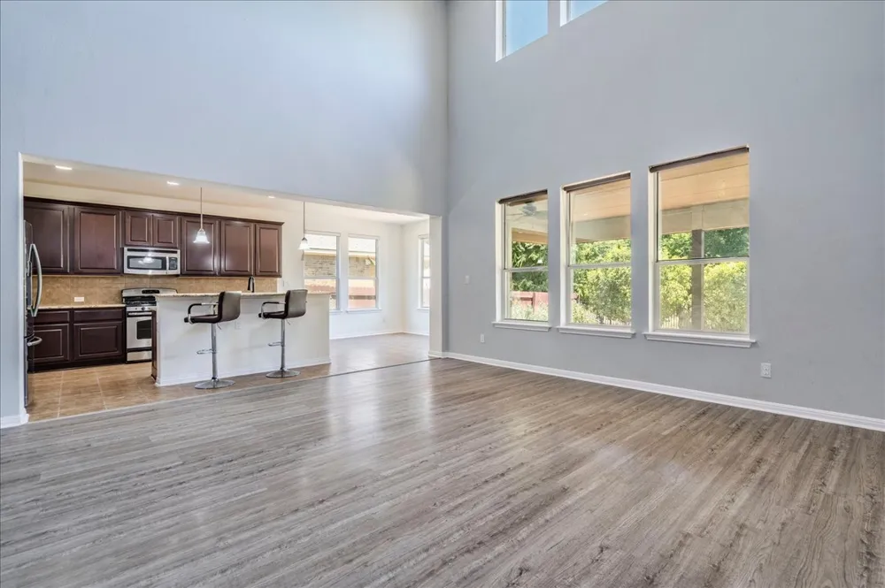 19013 Calming Stream Cove Pflugerville, TX 78660