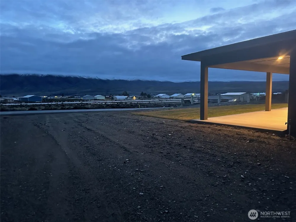 109 Wren Loop SW Mattawa, WA 99349