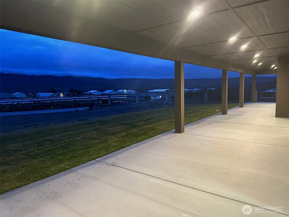 109 Wren Loop SW Mattawa, WA 99349