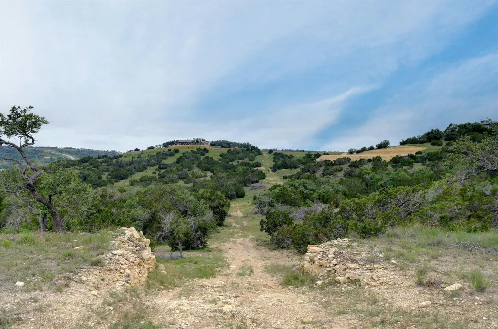 523 Big Sky Court Blanco, TX 78606