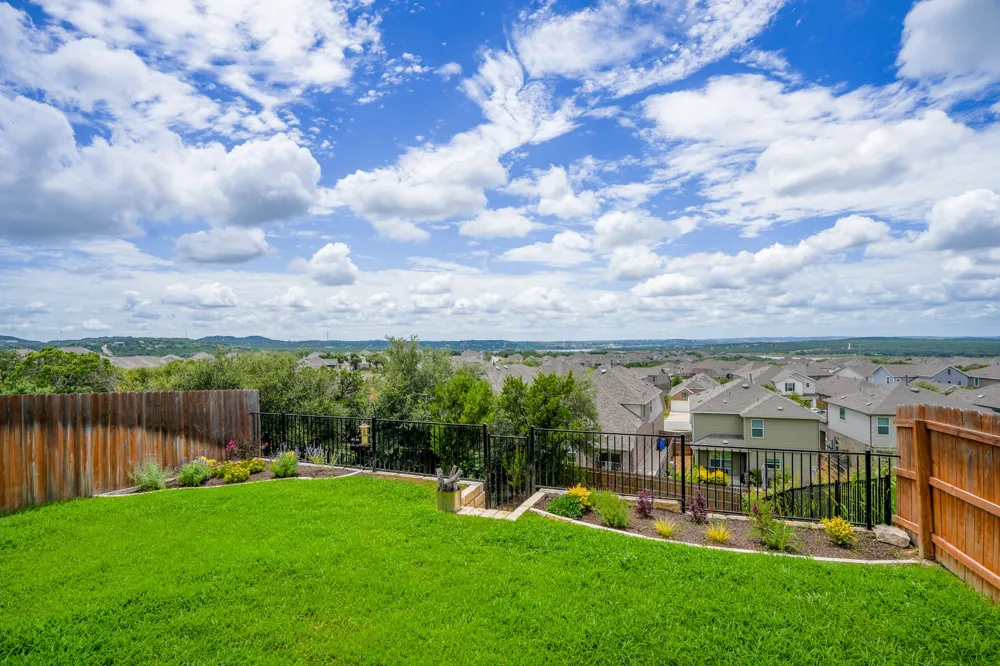 8009 Copper Prairie Bend Lago Vista, TX 78645