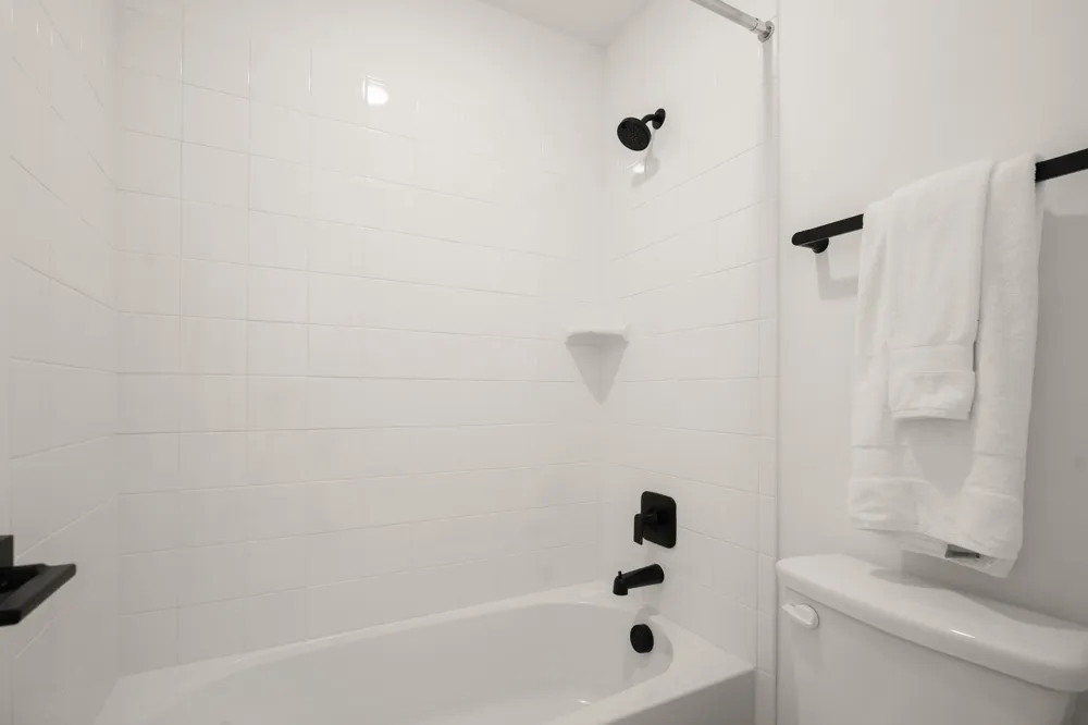8009 Copper Prairie Bend Lago Vista, TX 78645