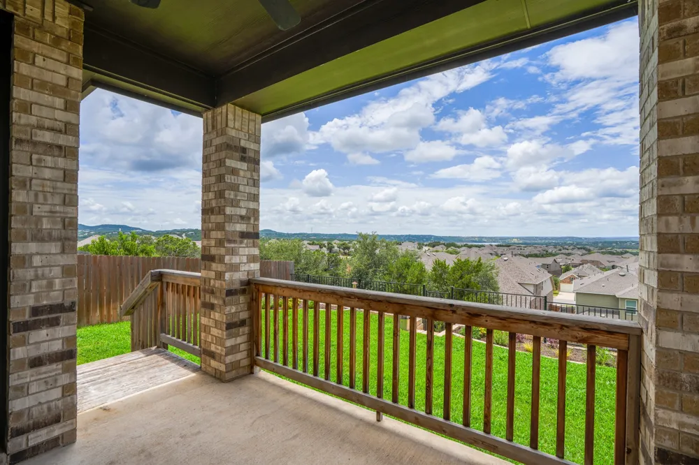 8009 Copper Prairie Bend Lago Vista, TX 78645