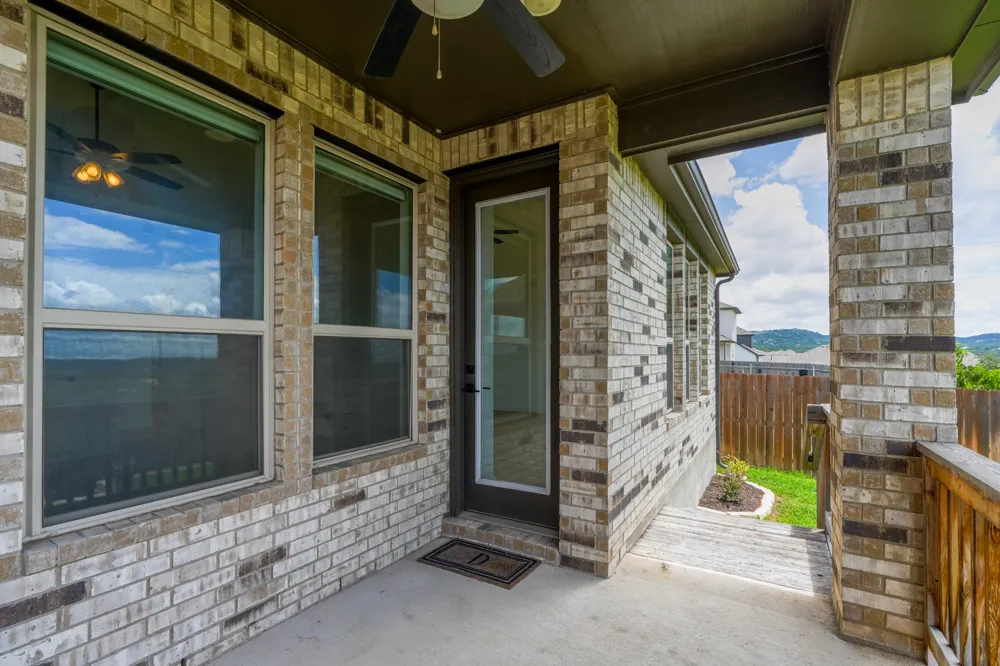8009 Copper Prairie Bend Lago Vista, TX 78645