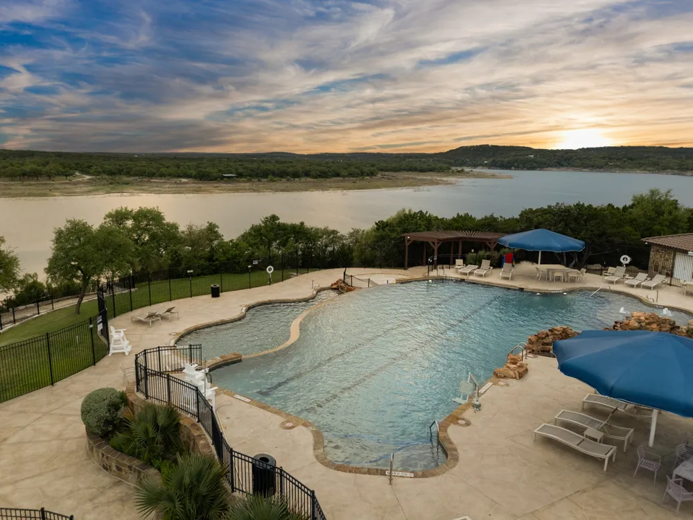 8009 Copper Prairie Bend Lago Vista, TX 78645