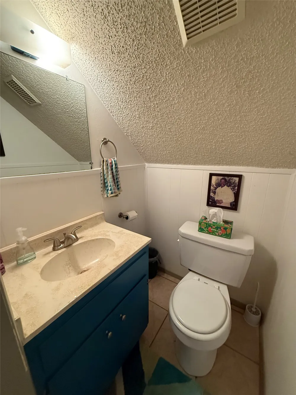 7108 Shadywood Drive Austin, TX 78745