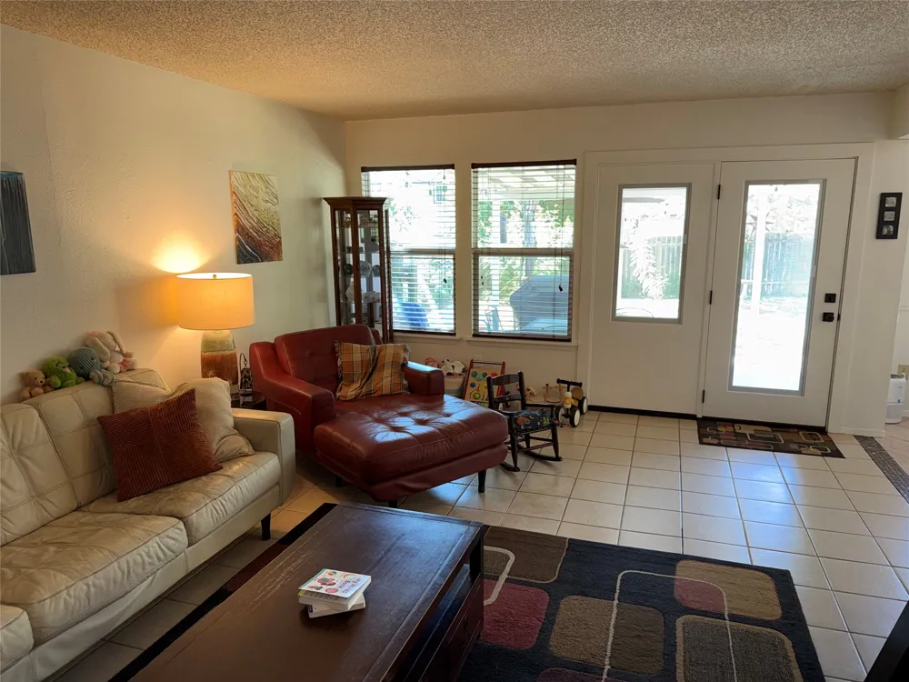 7108 Shadywood Drive Austin, TX 78745
