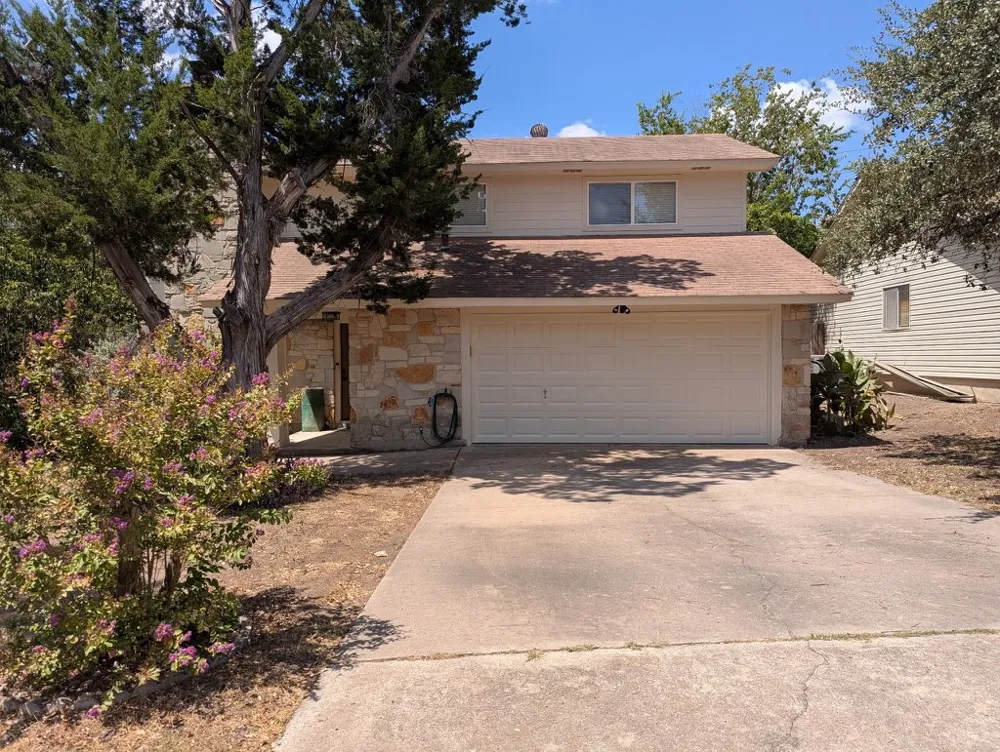 7108 Shadywood Drive Austin, TX 78745