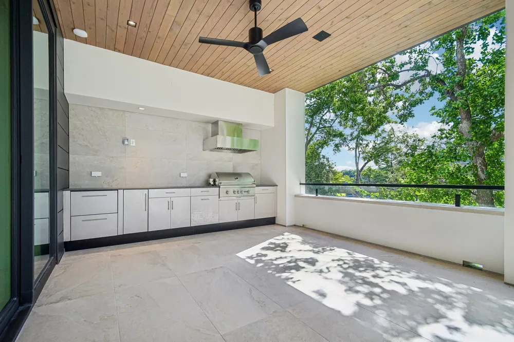 2503 Westlake Drive #301 Austin, TX 78746
