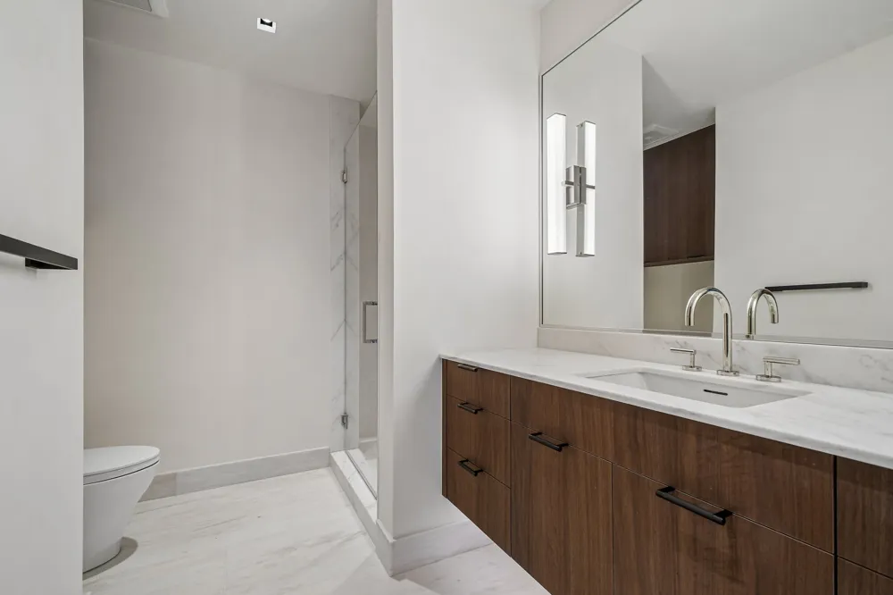 2503 Westlake Drive #301 Austin, TX 78746