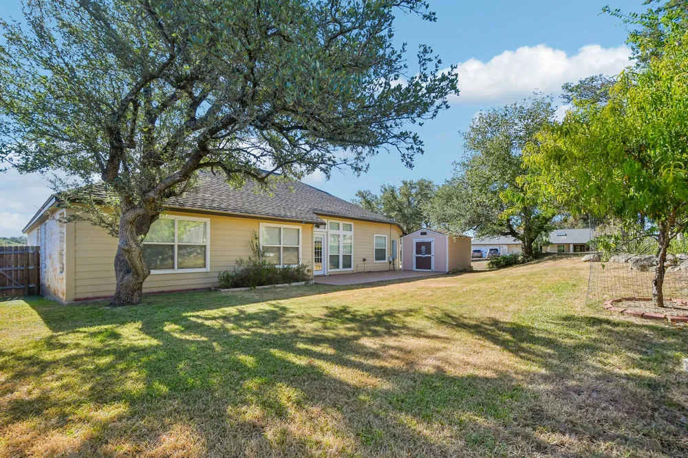 3800 Annapolis Cove Lago Vista, TX 78645