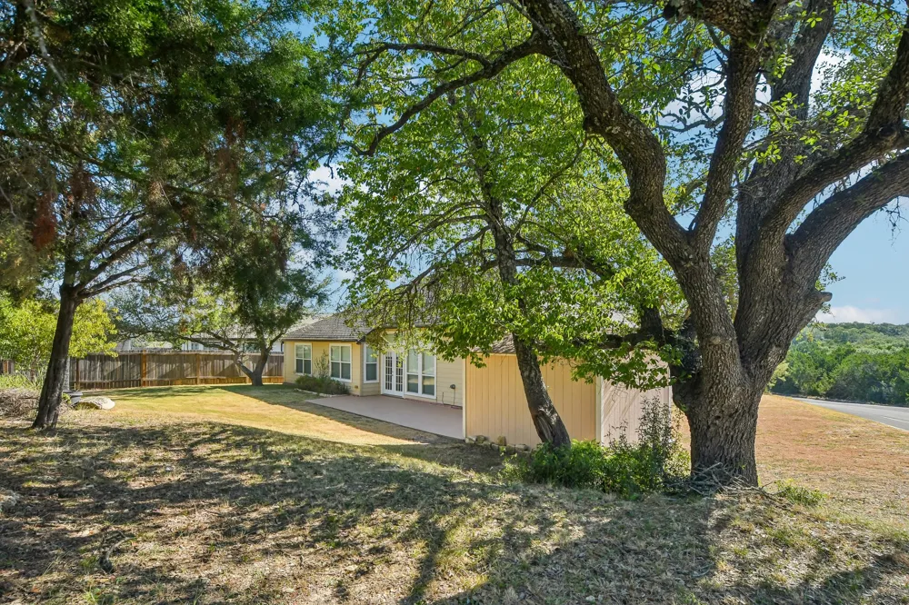 3800 Annapolis Cove Lago Vista, TX 78645