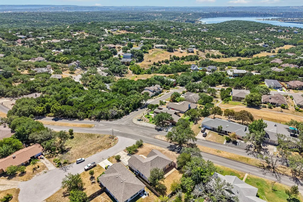 3800 Annapolis Cove Lago Vista, TX 78645
