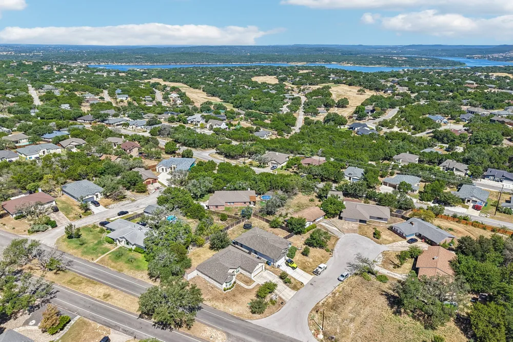 3800 Annapolis Cove Lago Vista, TX 78645