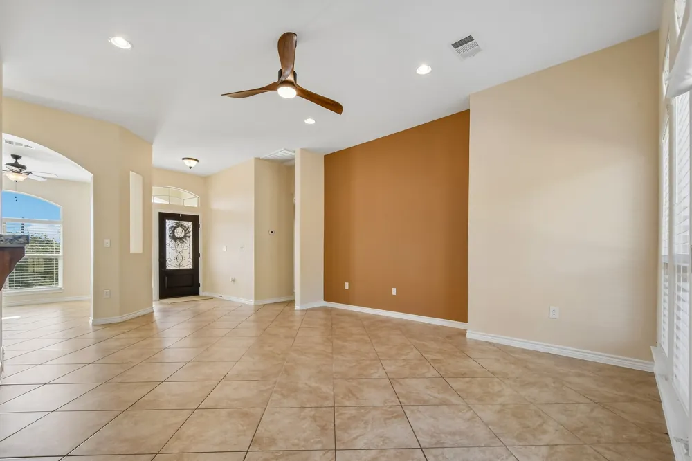 3800 Annapolis Cove Lago Vista, TX 78645