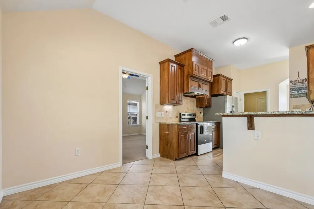3800 Annapolis Cove Lago Vista, TX 78645