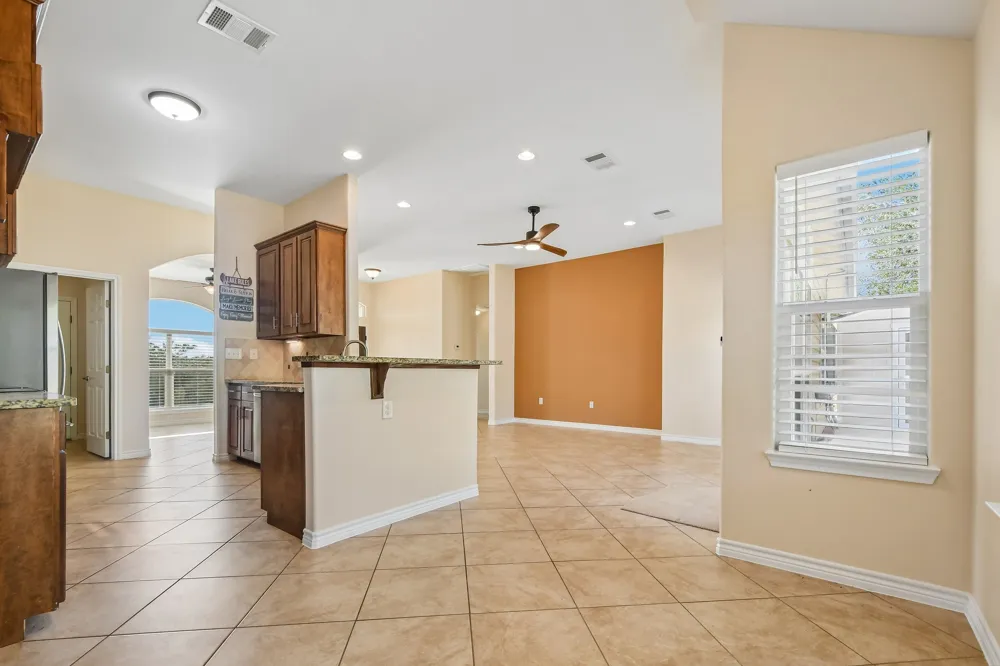3800 Annapolis Cove Lago Vista, TX 78645