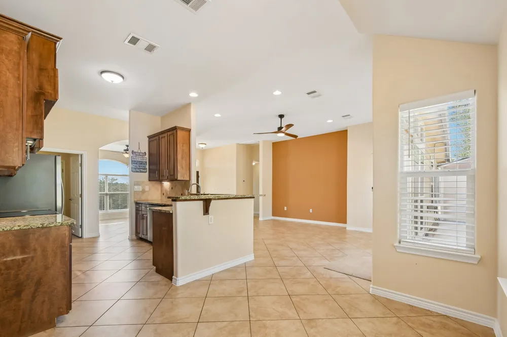 3800 Annapolis Cove Lago Vista, TX 78645