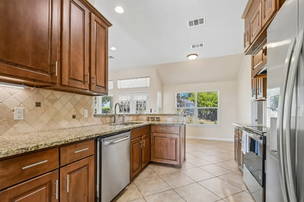 3800 Annapolis Cove Lago Vista, TX 78645