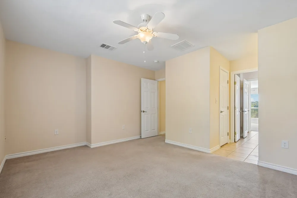 3800 Annapolis Cove Lago Vista, TX 78645