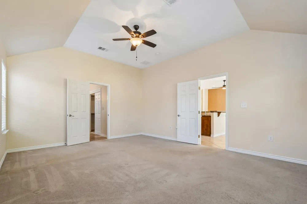 3800 Annapolis Cove Lago Vista, TX 78645
