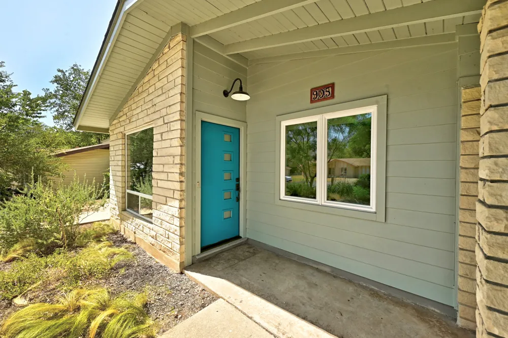 905 Emerald Wood Drive Austin, TX 78745