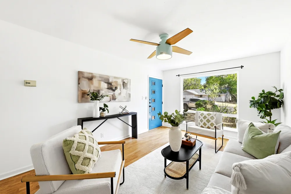 905 Emerald Wood Drive Austin, TX 78745