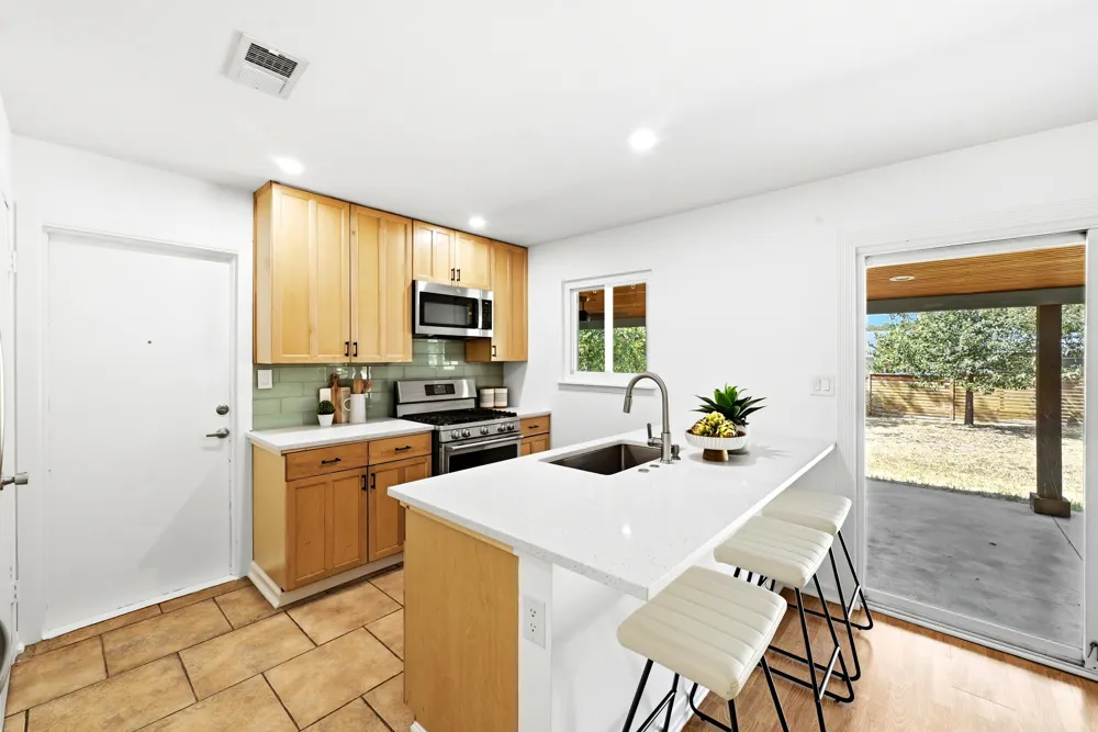 905 Emerald Wood Drive Austin, TX 78745