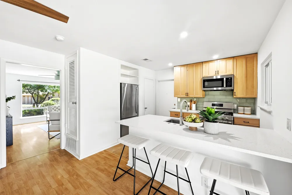 905 Emerald Wood Drive Austin, TX 78745