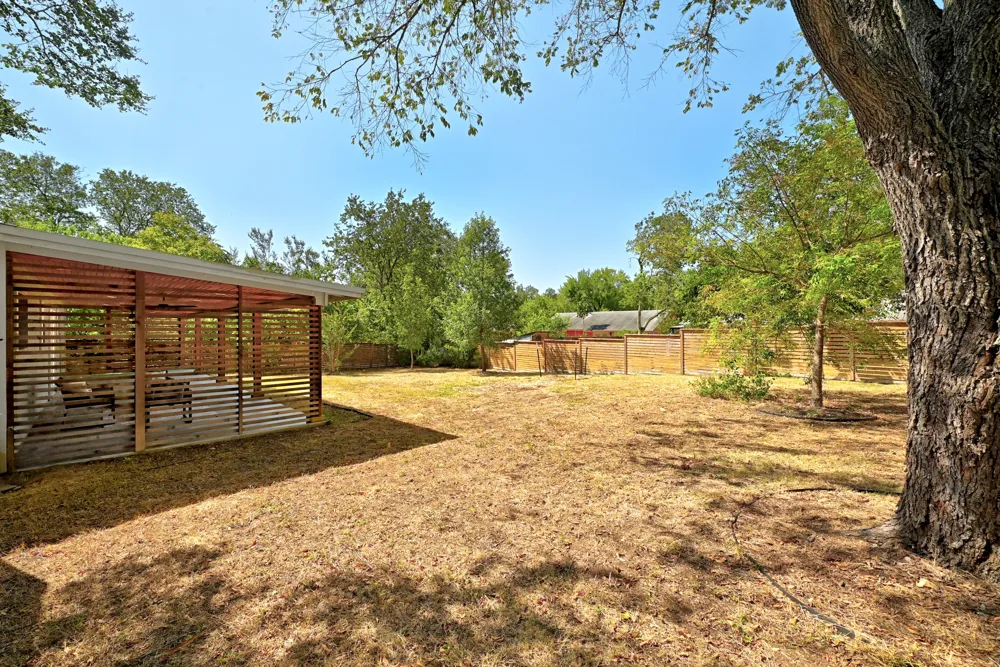 905 Emerald Wood Drive Austin, TX 78745